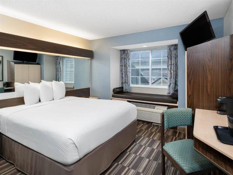 Microtel Inn & Suites Columbus North Bagian luar foto