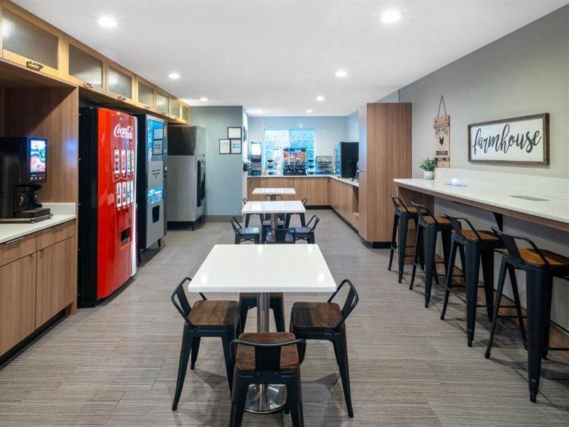 Microtel Inn & Suites Columbus North Bagian luar foto