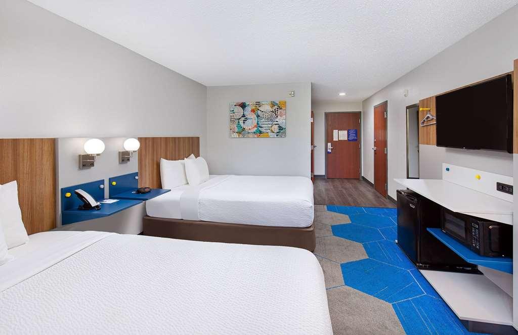 Microtel Inn & Suites Columbus North Ruang foto