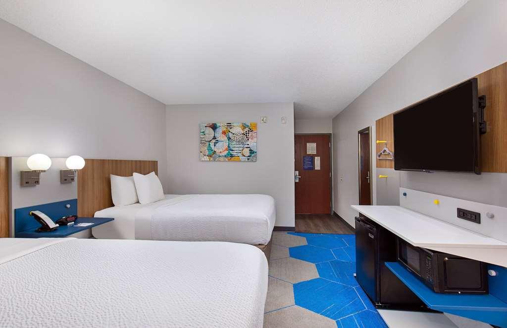 Microtel Inn & Suites Columbus North Ruang foto