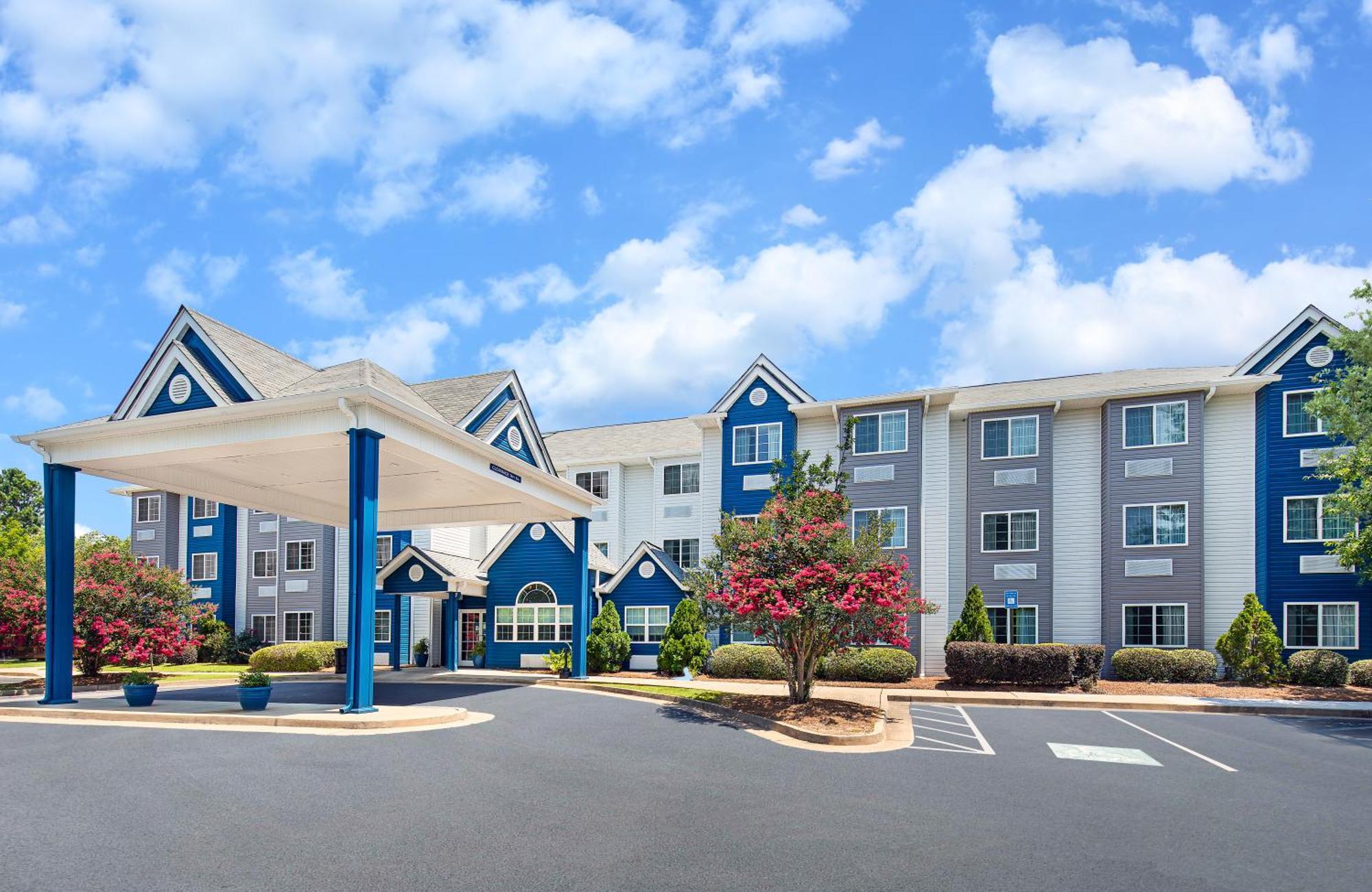 Microtel Inn & Suites Columbus North Bagian luar foto