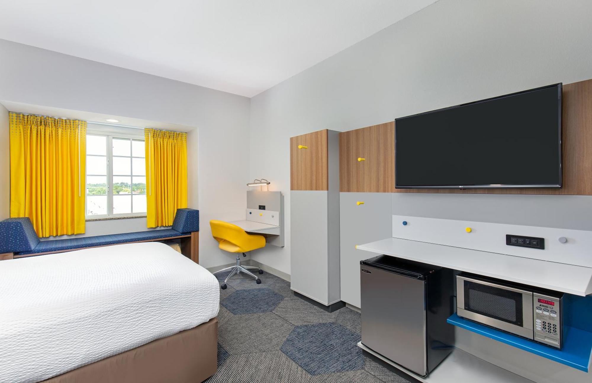 Microtel Inn & Suites Columbus North Bagian luar foto