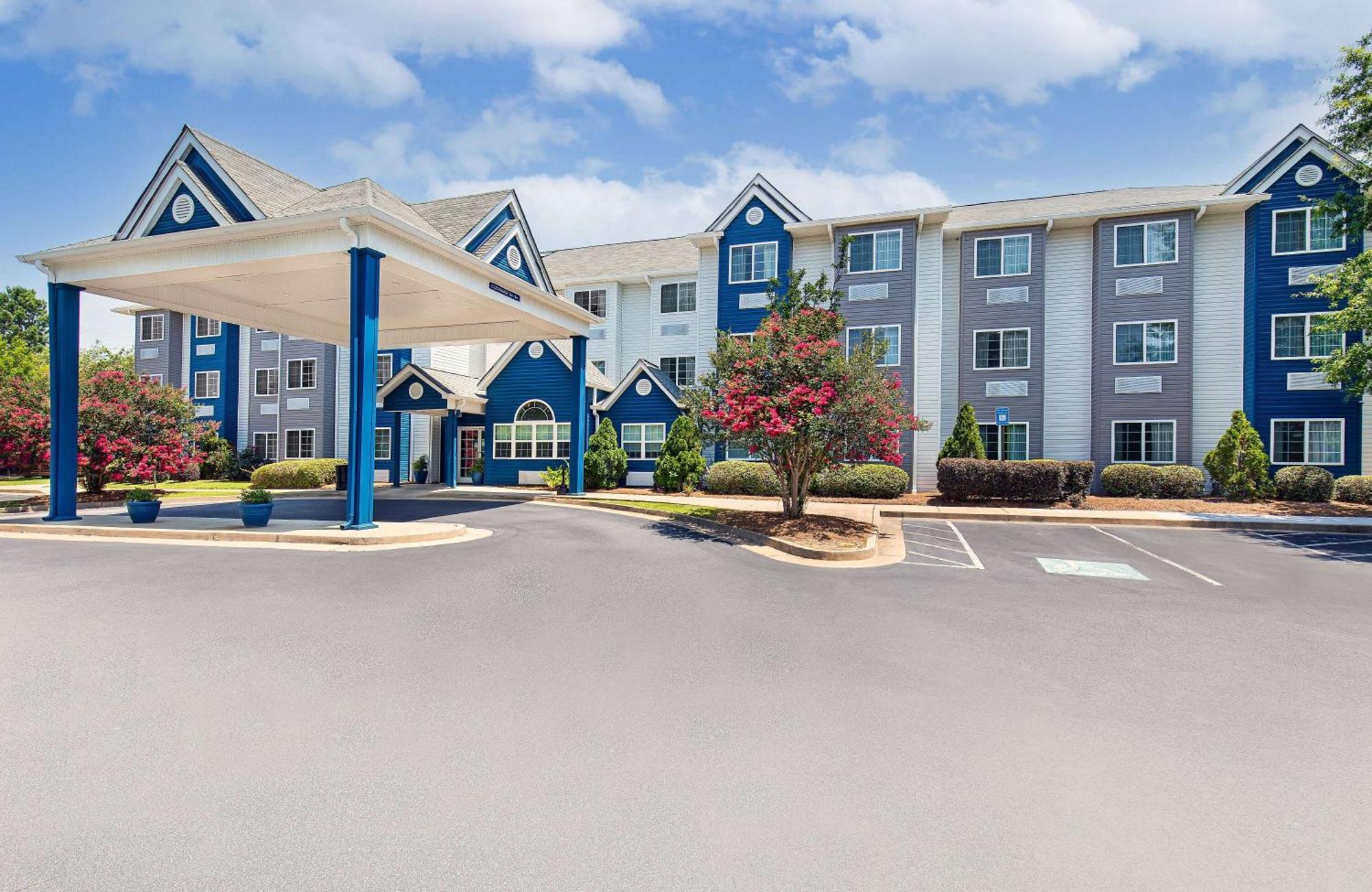 Microtel Inn & Suites Columbus North Bagian luar foto