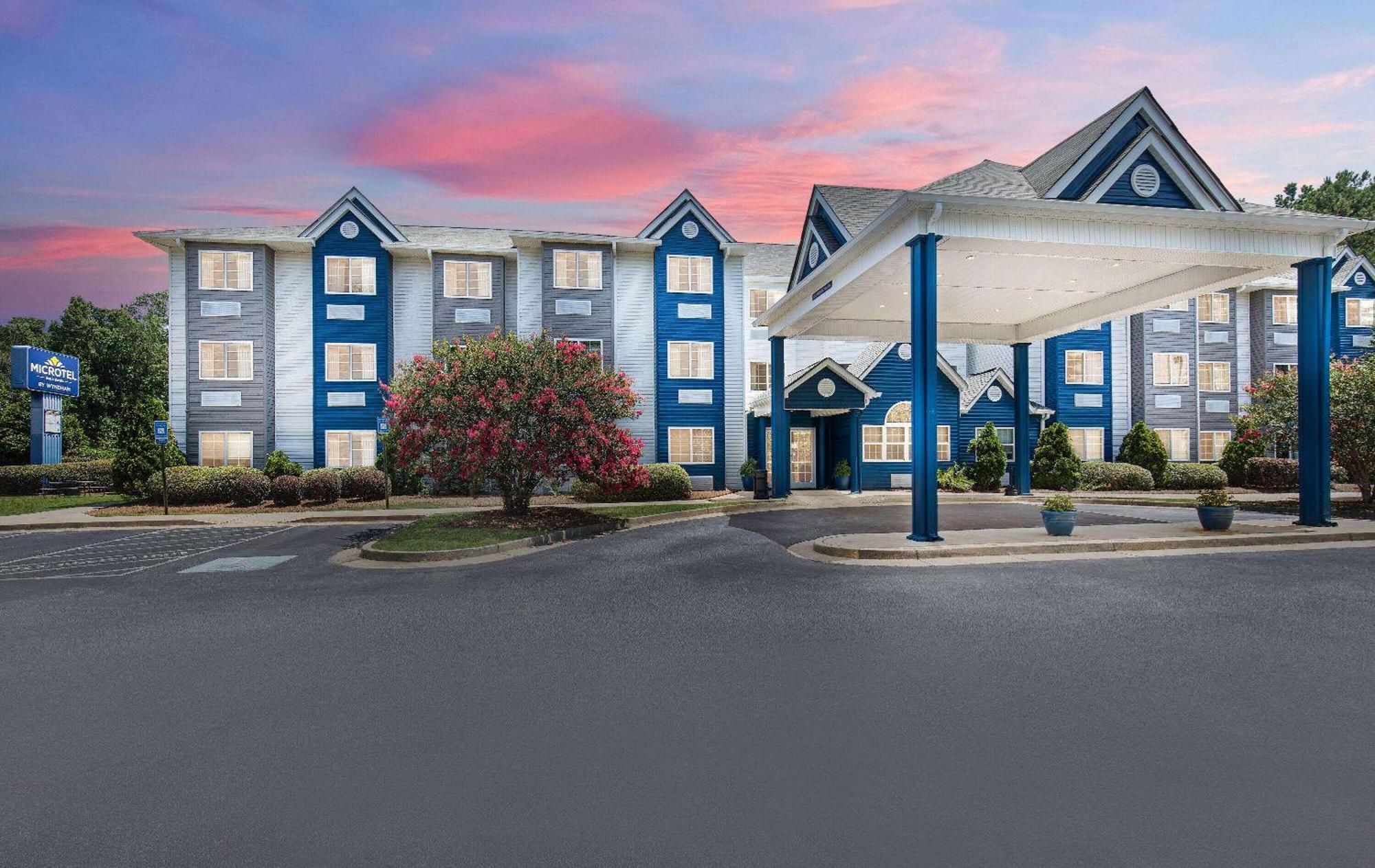Microtel Inn & Suites Columbus North Bagian luar foto